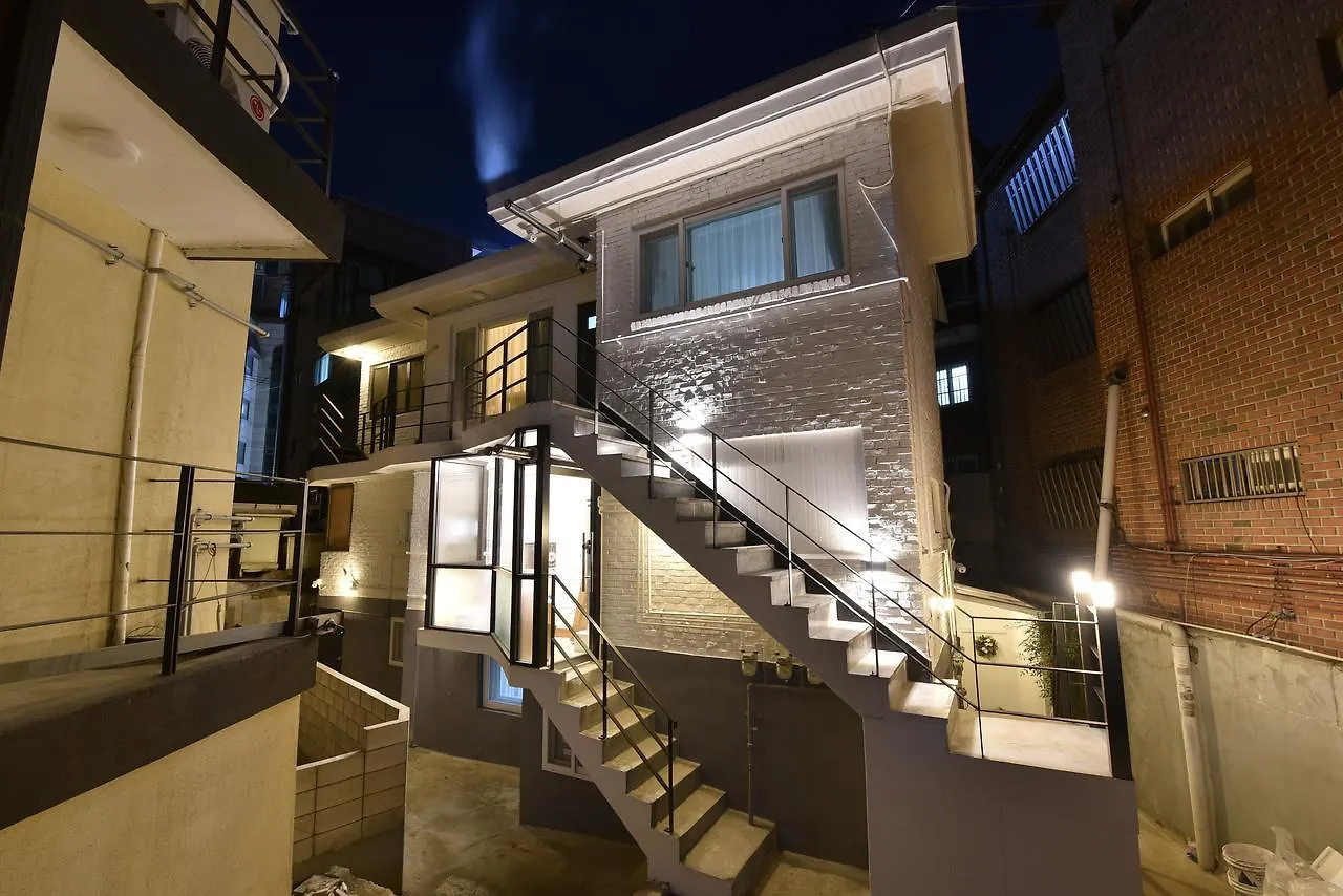 Mono House Hongdae 5 Hotel Seoul